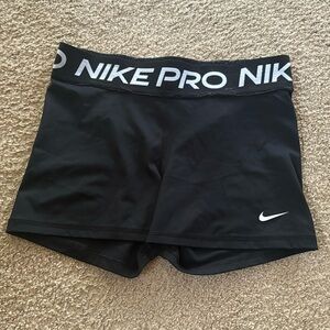 NIKE PRO SHORTS